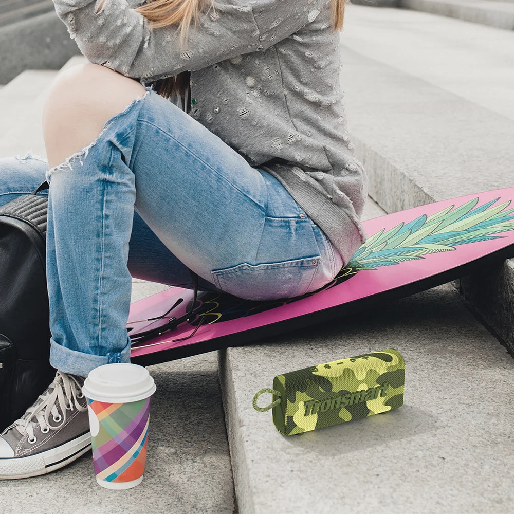 Coluna TRONSMART Bluetooth - IPX7 Impermeável, Dual-Driver, Som Stereo Coluna TRONSMART Bluetooth - IPX7 Impermeável, Dual-Driver, Som Stereo